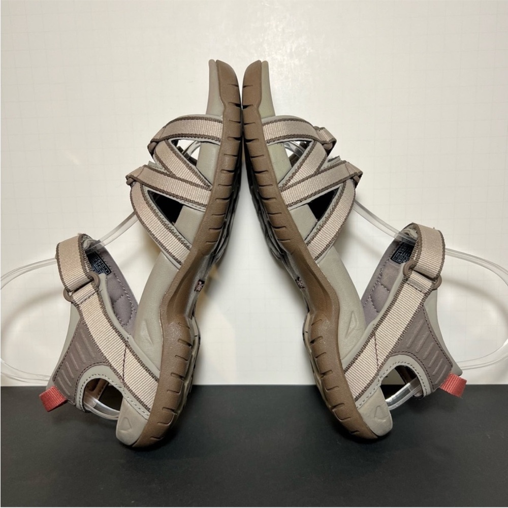 Like New TEVA Tirra Sport Sandal - Strappy Coral and Tan Hiking Sandals - Picture 5 of 5